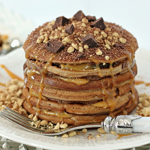 Salted Caramel & Peanut Crunch Protein Pancakes
