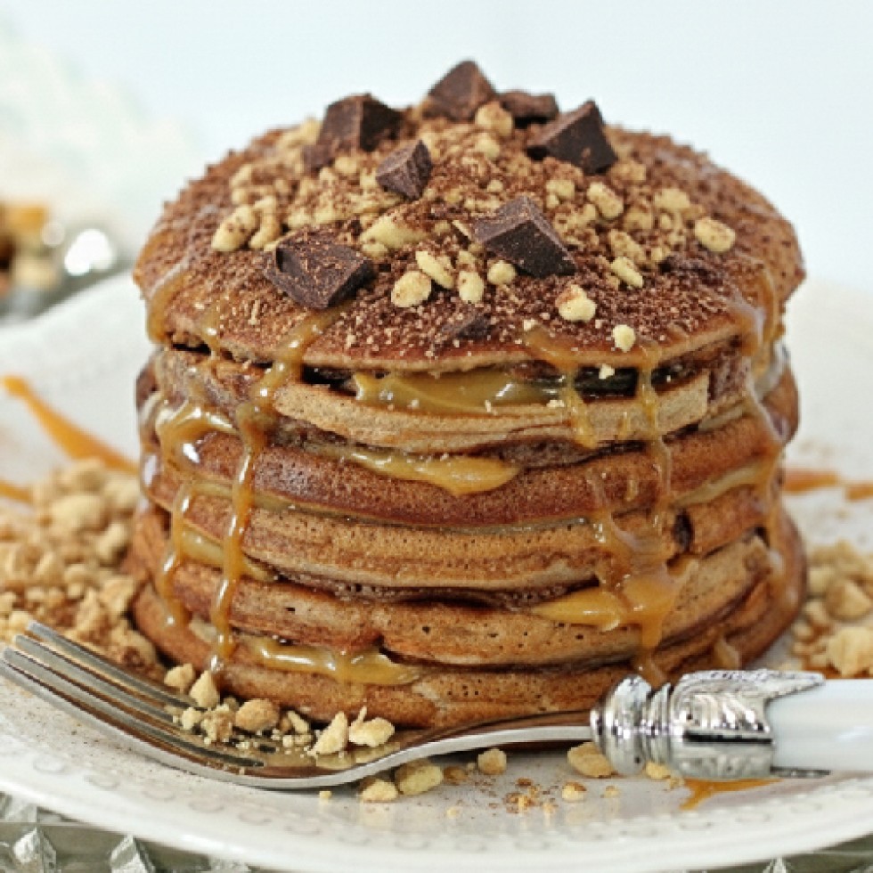 Salted Caramel & Peanut Crunch Protein Pancakes