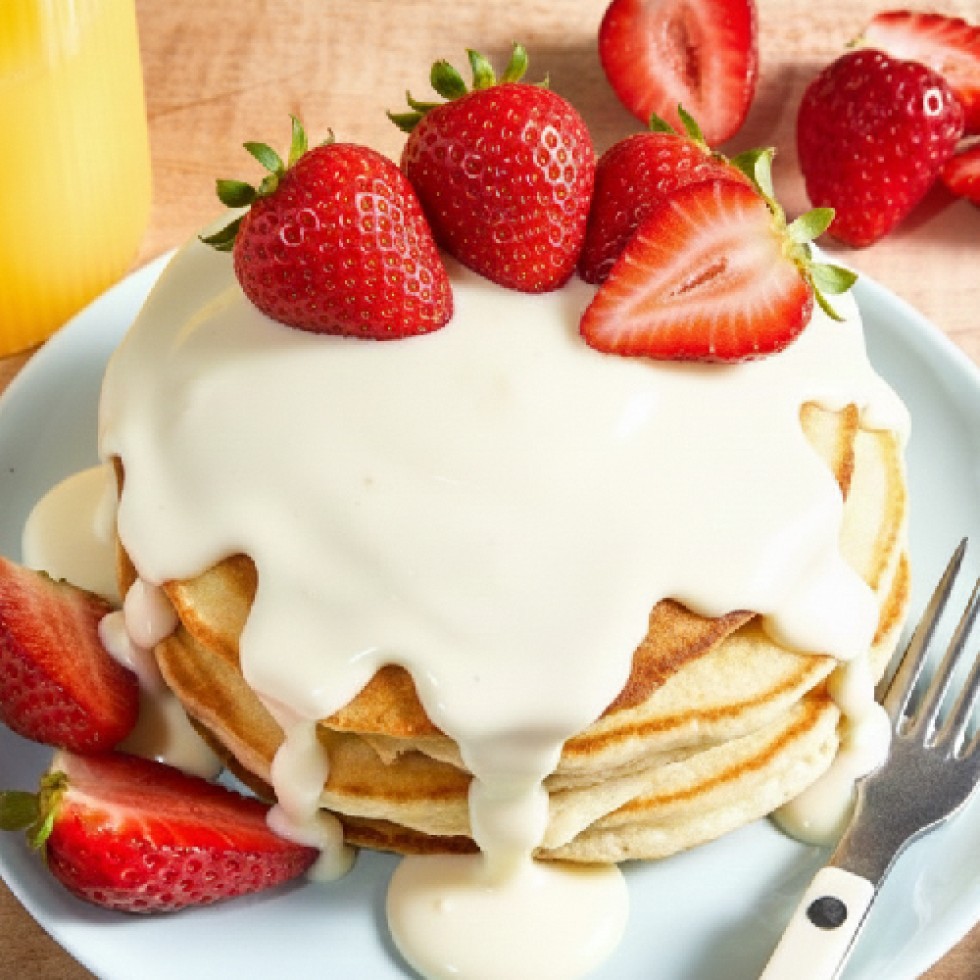 Strawberry White Choco Protein Pancakes Strawberry White Choco Protein Pancakes